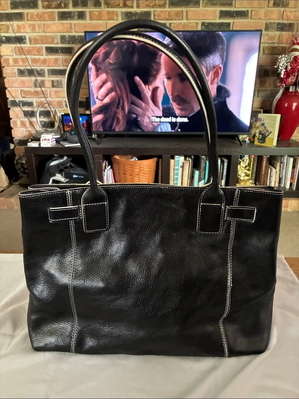 Kenneth Cole Black Leather Tote Bag with Contrast Stitching